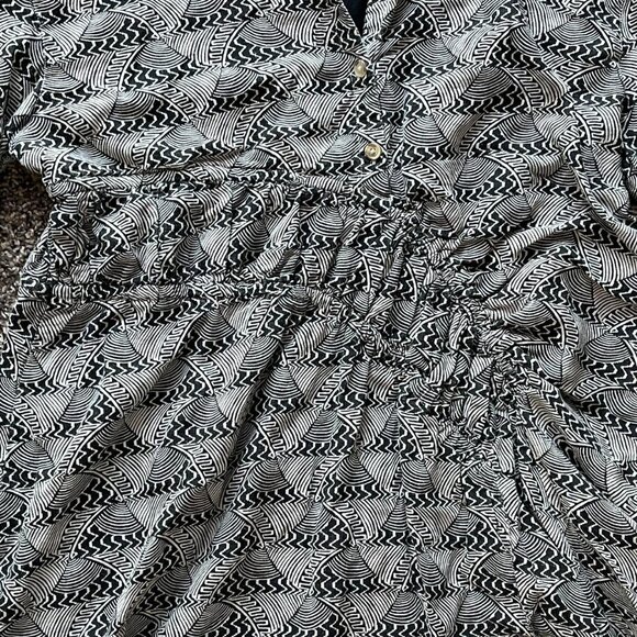 Anthropologie Black White Button Up Blouse Women L Ruched Waist Boho Geometric - Picture 2 of 8